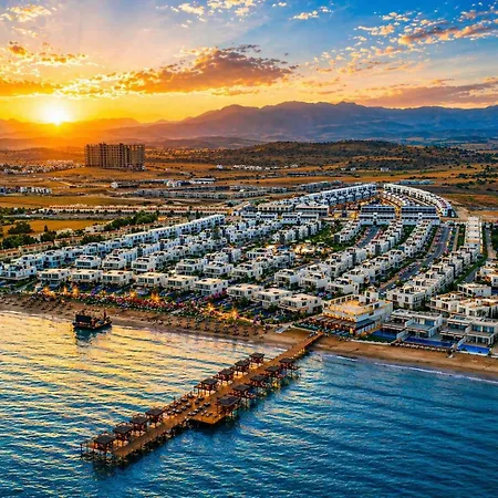 Aparthotel Nothern Cyprus Four Seasons Life Collection & Lofts Seafront 4*