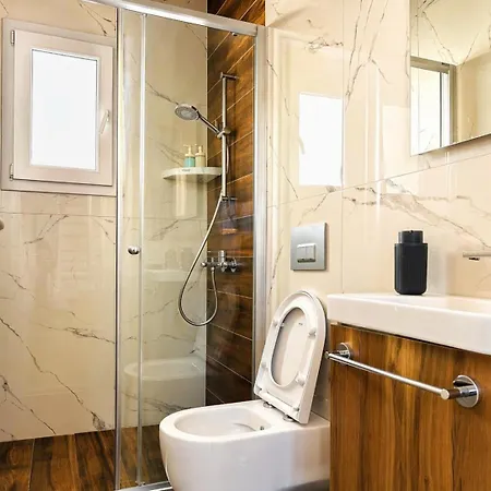 Aparthotel Nothern Cyprus Four Seasons Life Collection & Lofts Seafront Agios Dhometios